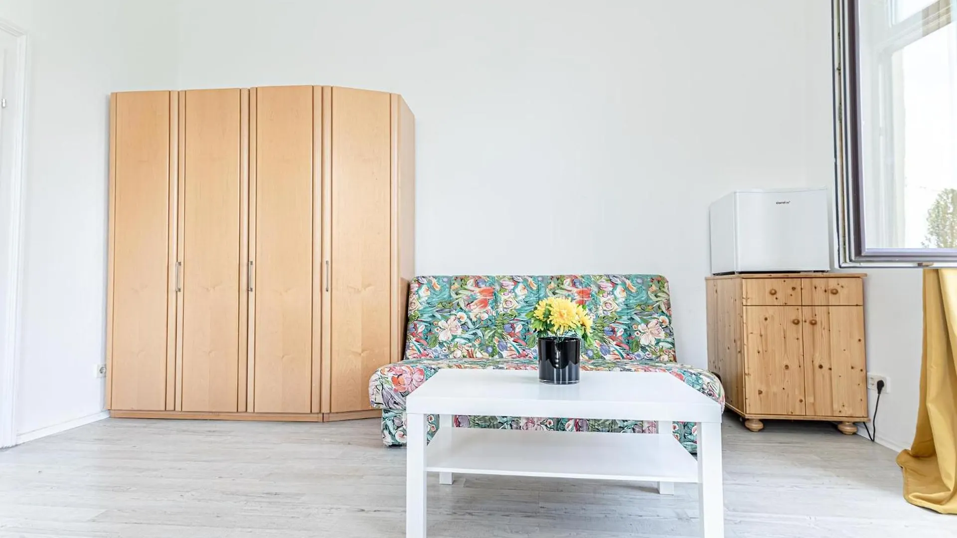 Apartment City Central Garden Vibes 3Br In Vienna Austria