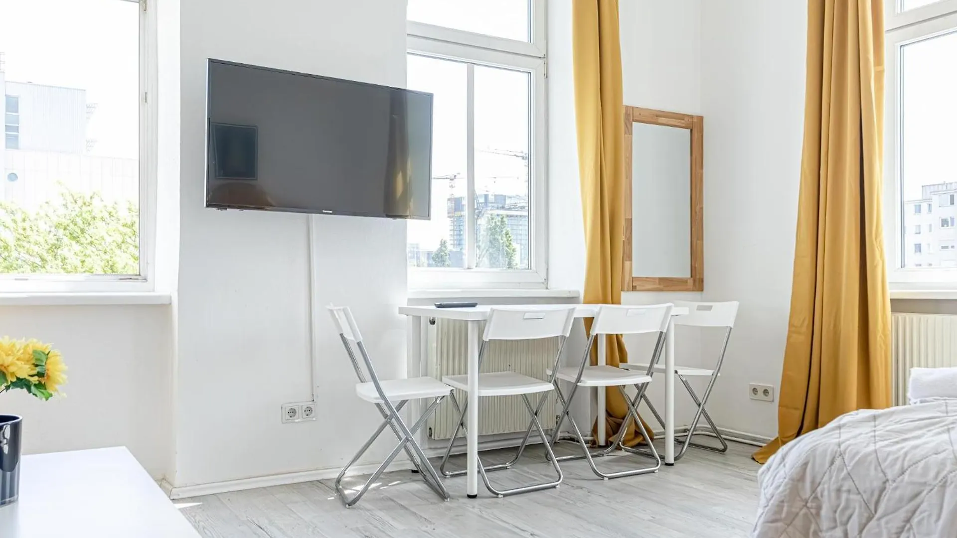 City Central Garden Vibes 3Br In Vienna Apartment